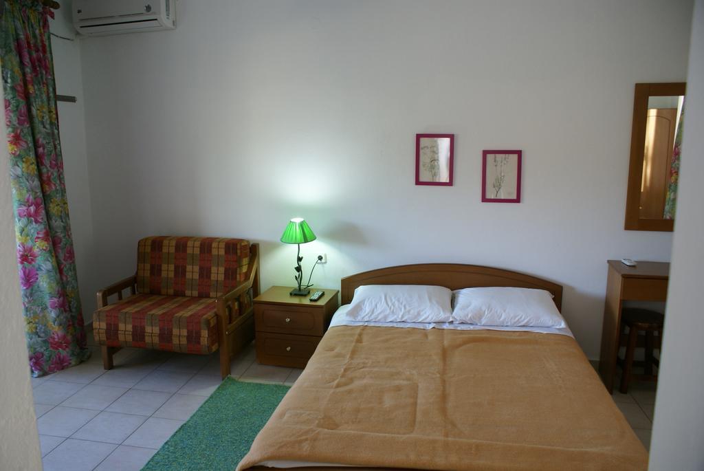 Studios Costa Porto Koufo Habitación foto